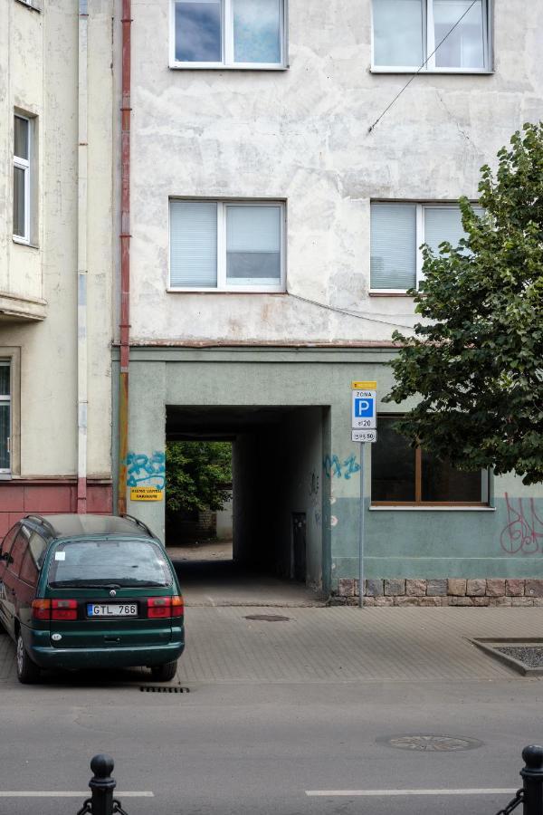 Old-New Apartment In Central Каунас Экстерьер фото
